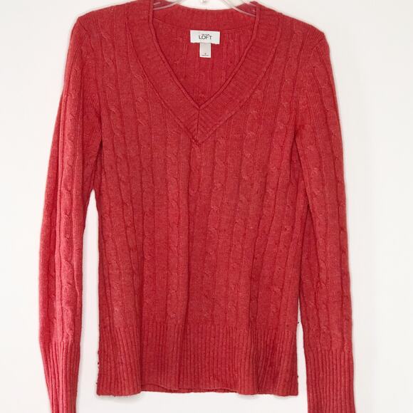 Ann Taylor LOFT Wool Sweater SOFT V Neck Long Sleeve Coral Cable Knit Small - Picture 1 of 4